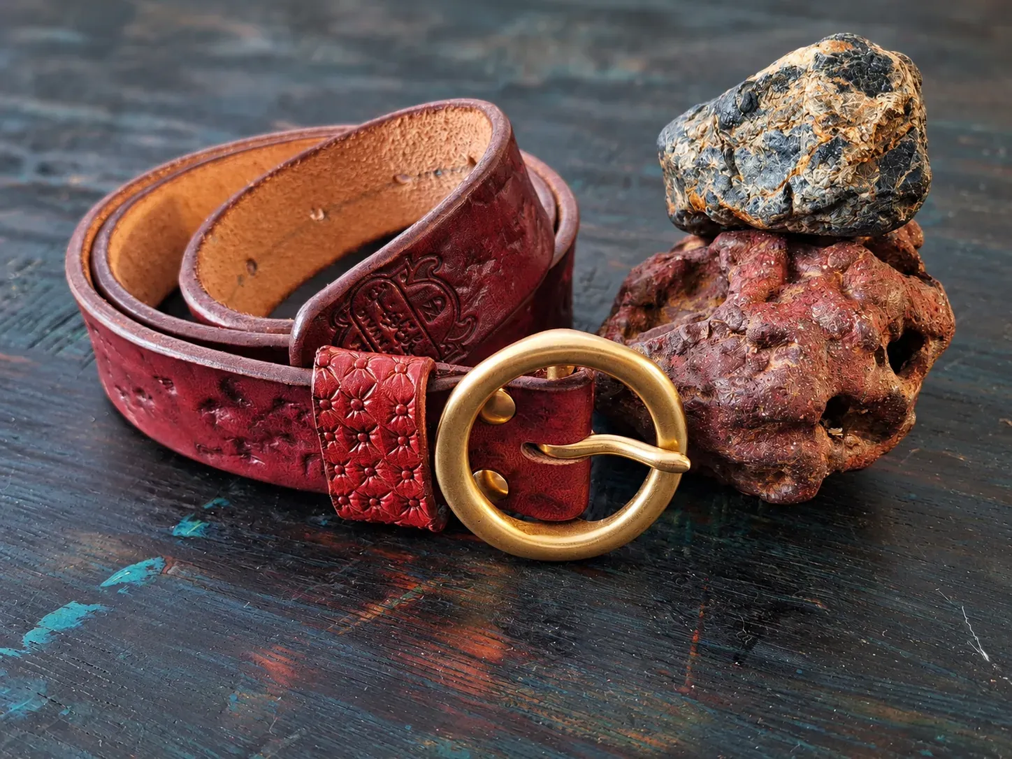 The Akvan Belt handcrafted leather piece
