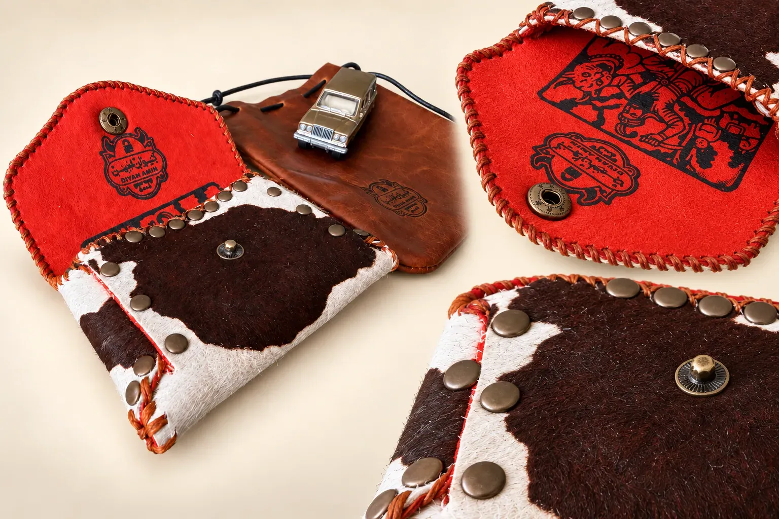Dastan Cardholder detail view 4