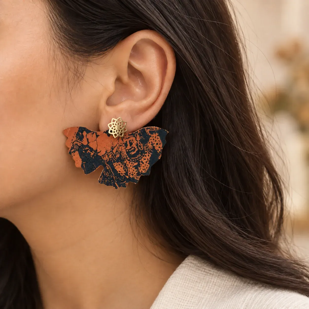 Wings of Homa Earrings detail view 2
